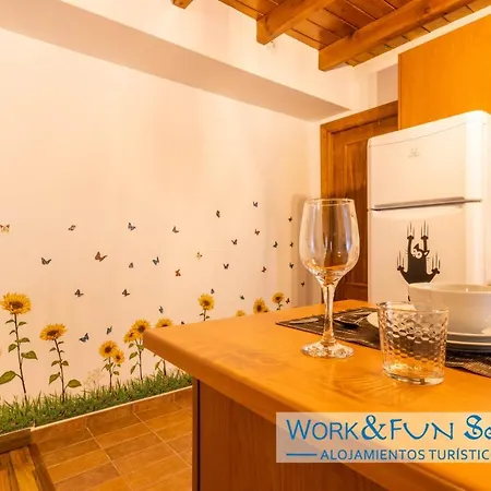 Patio Andaluz En Apartment